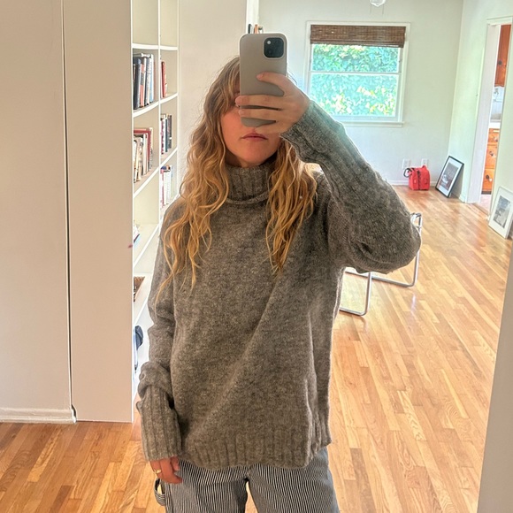 COS oversized chunky turtleneck sweater - Picture 3 of 5